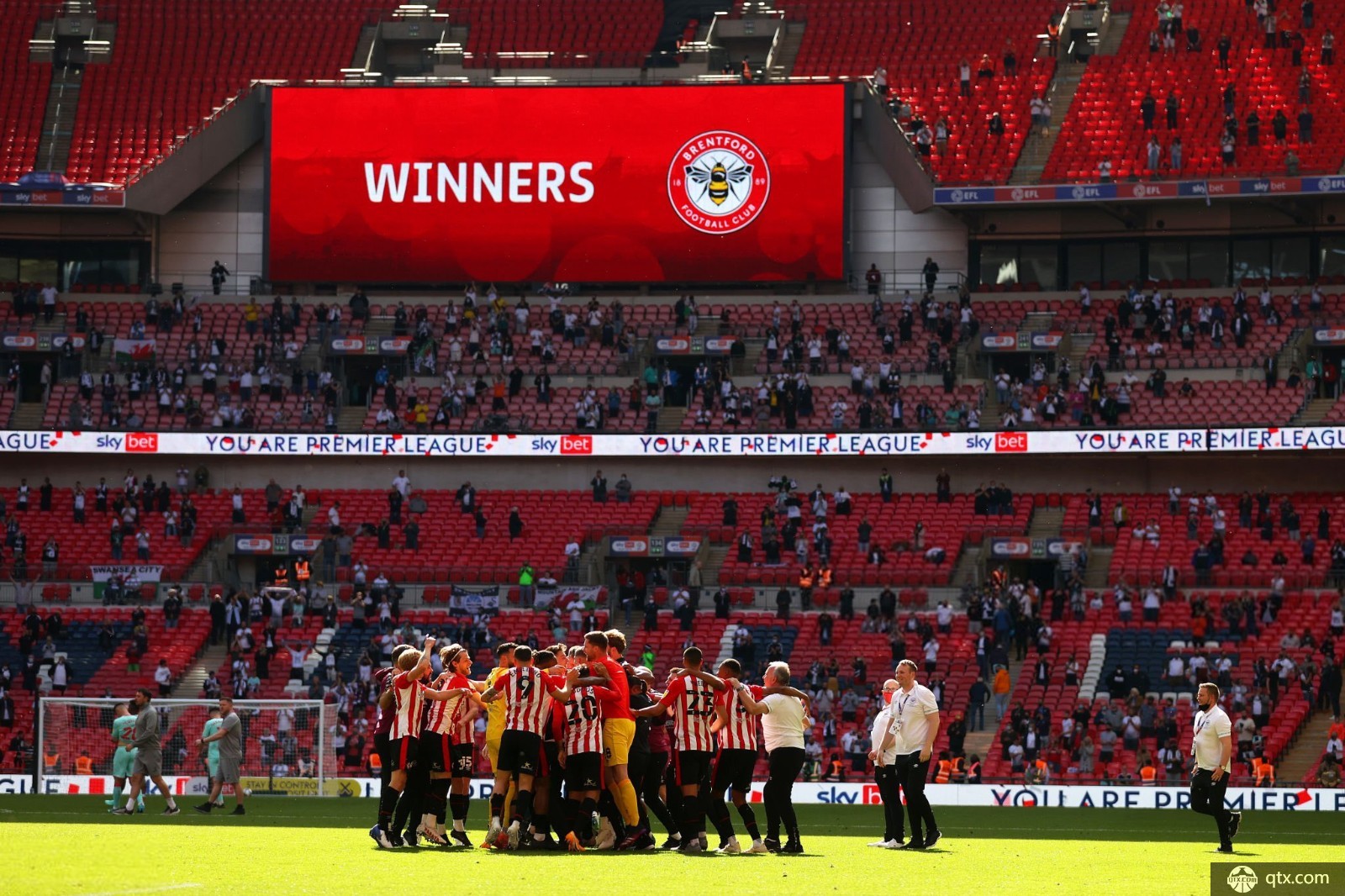 上游芯片卖爆，下游利润微薄，厂商困在了千亿美元的可穿戴市场