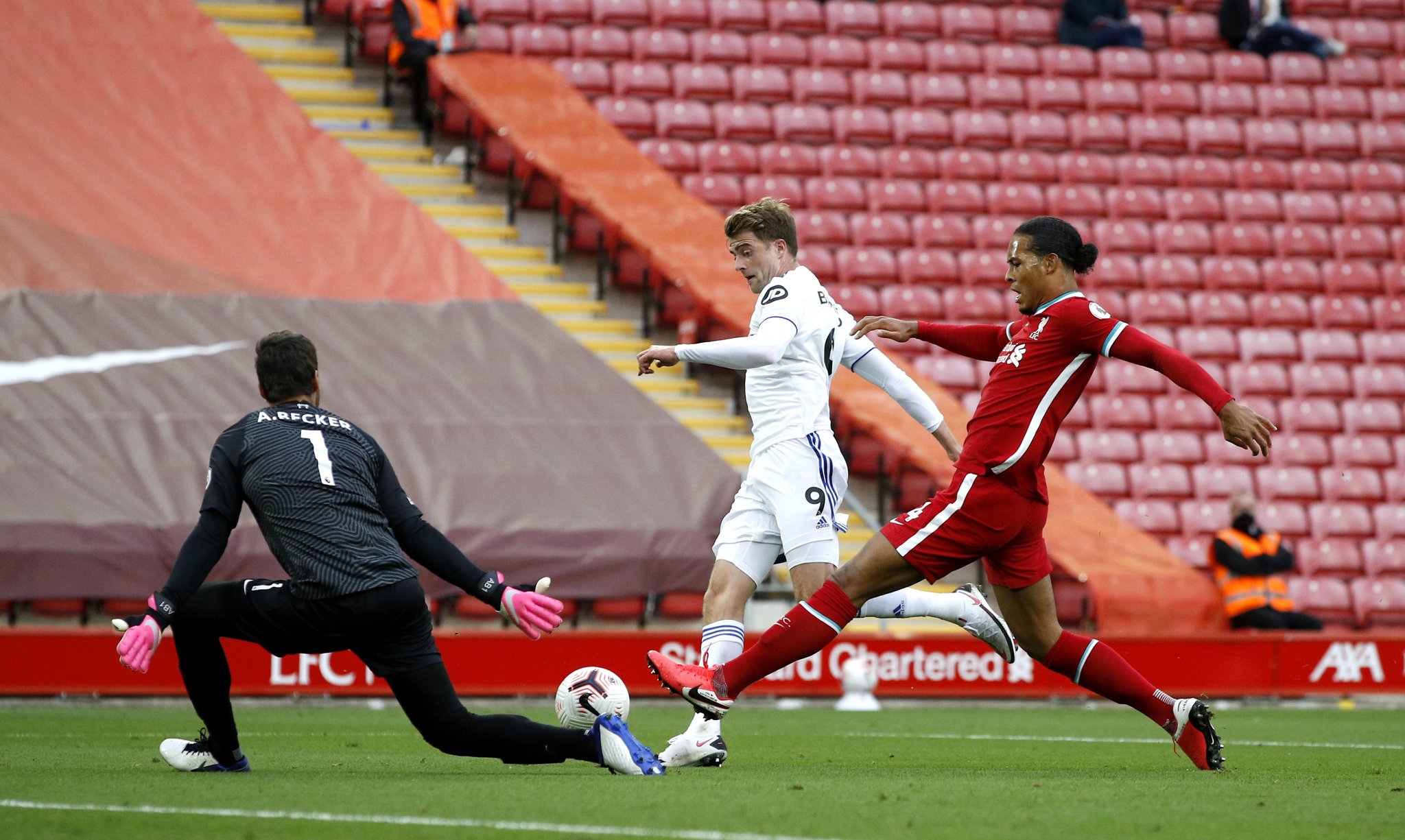 16285742926338f9f24559947e780